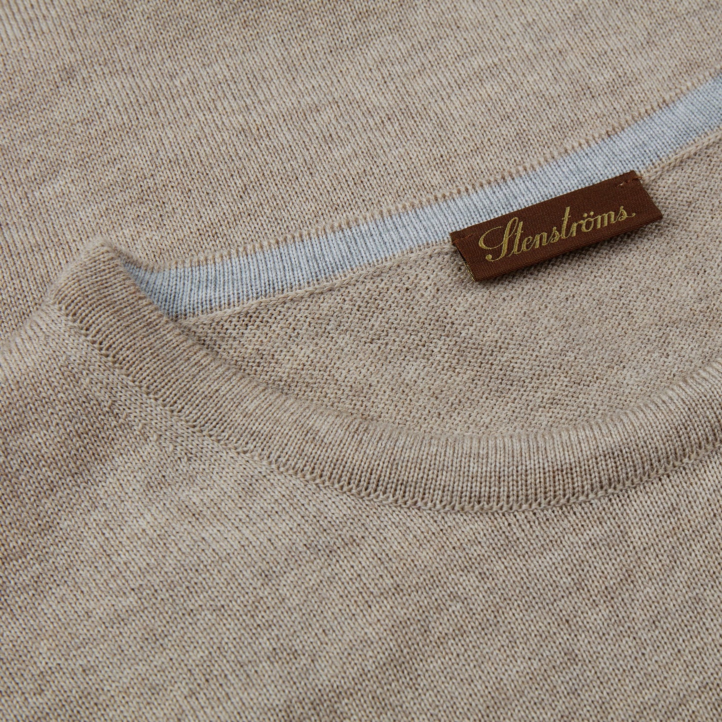 Beige Rundhalsad Merinoullströja Stenströms