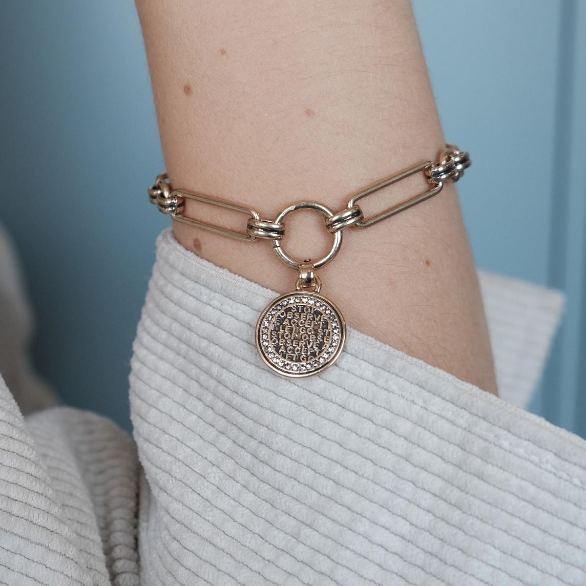 Armband, Reliefmynt, G