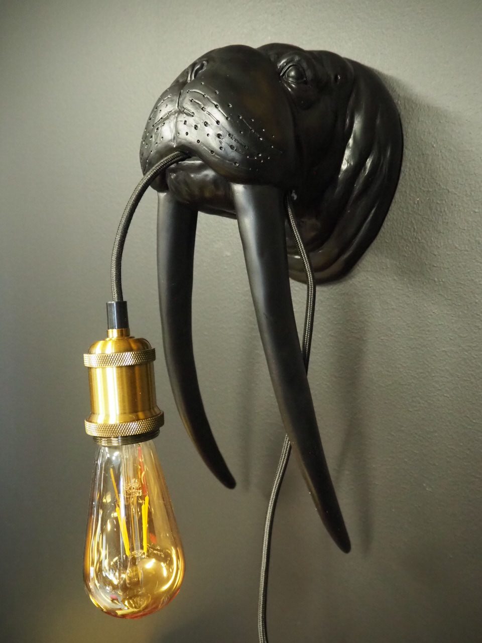 Valle valross lampa